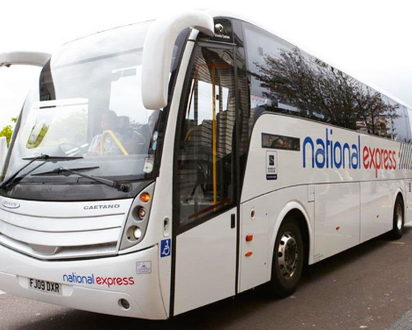 0_national_express_main_image-min.jpg
